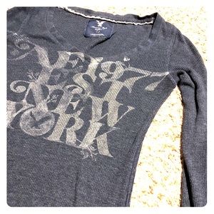 American Eagle t-shirt. Ribbed. Small. Comfy. NYC